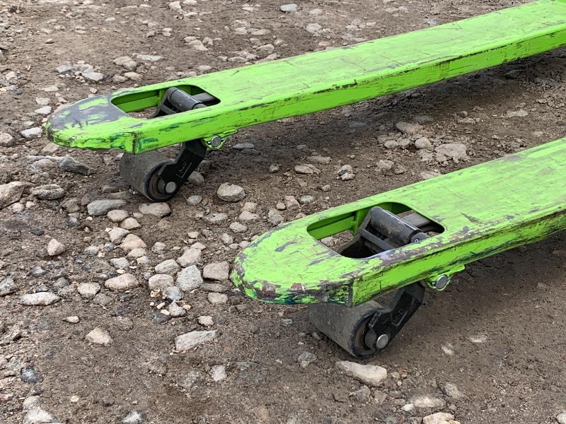 lot 20 image: Uline Pallet Jack