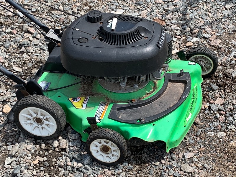 lot 12 image: Lawn Boy 21 Lawn Mower