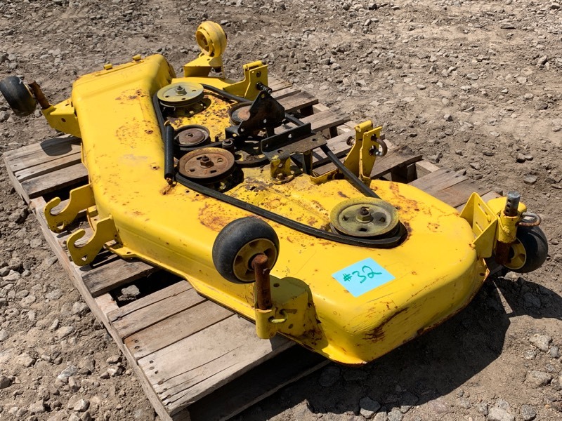 lot 32 image: John Deere 54 Mower Deck