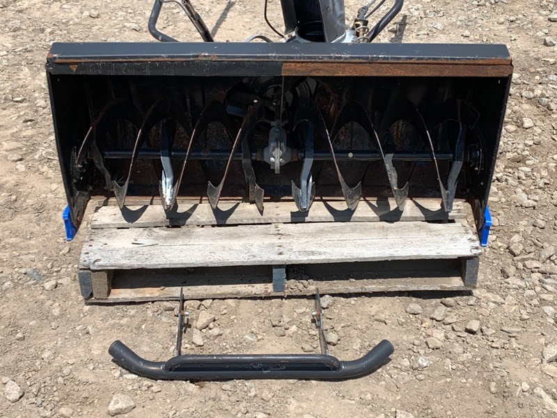 lot 24 image: Cub Cadet Lawn Tractor Accessories