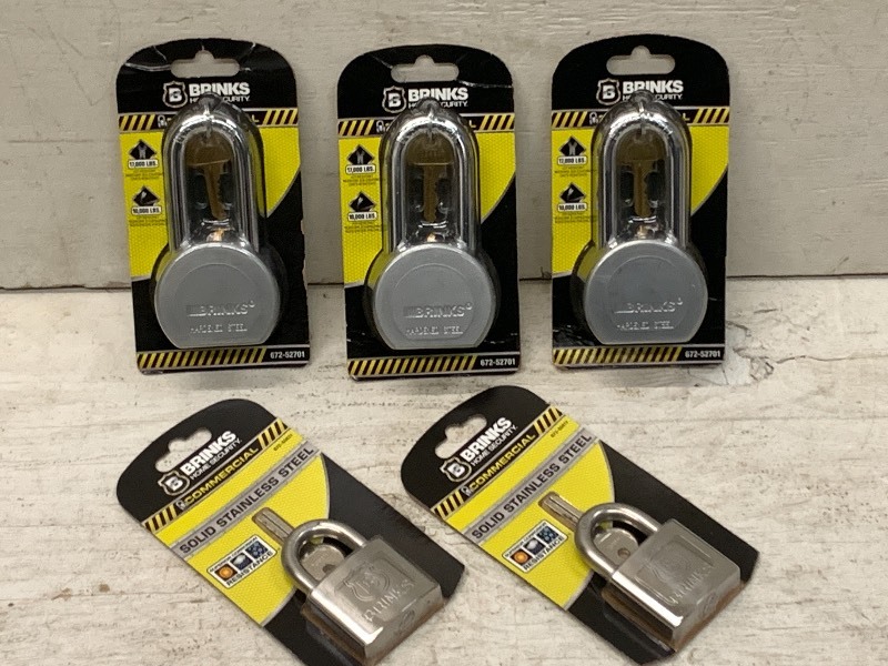 lot 72 image: Box Of New Brinks Padlocks