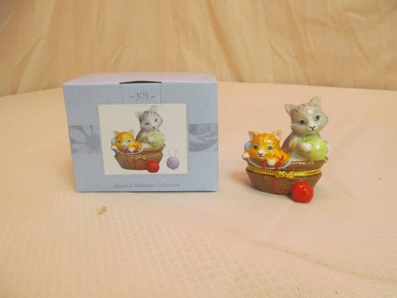 Inspired Moments Glass Cat Keepsake Box