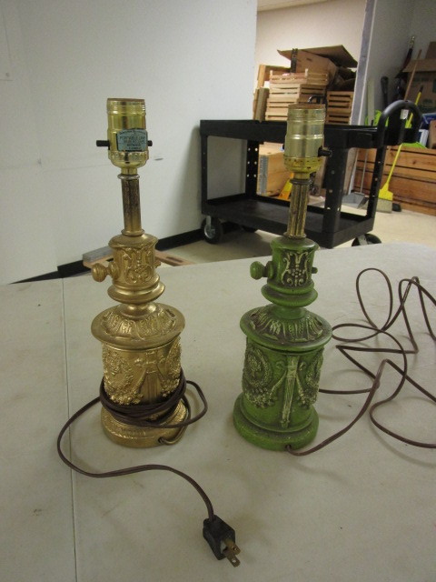 lot 917 image: TWO MEDITERRANEAN INSPIRED LAMPS