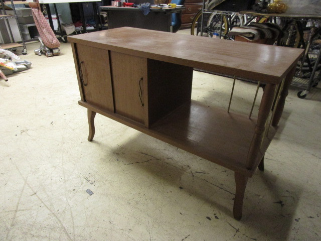 lot 946 image: ACCENT TABLE WITH CABINET