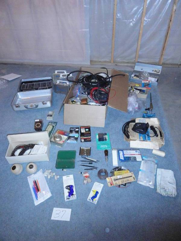 lot 35 image: Tools