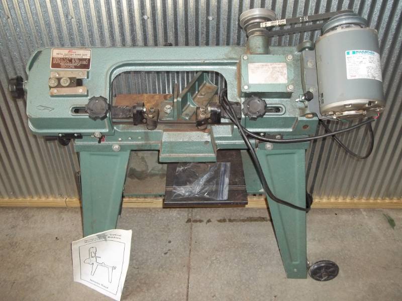 lot 13 image: Bandsaw