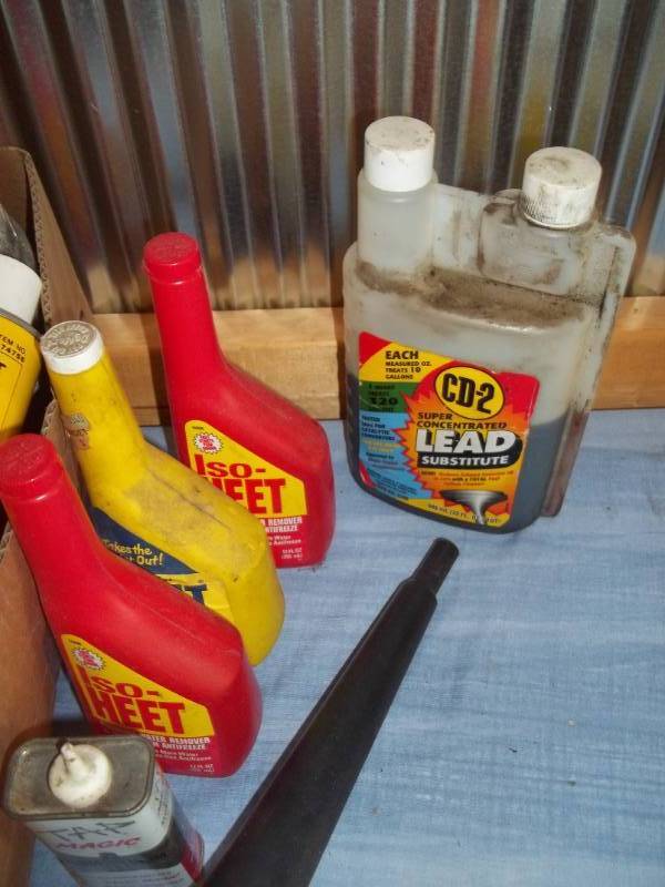 lot 83 image: Misc Chemicals and More