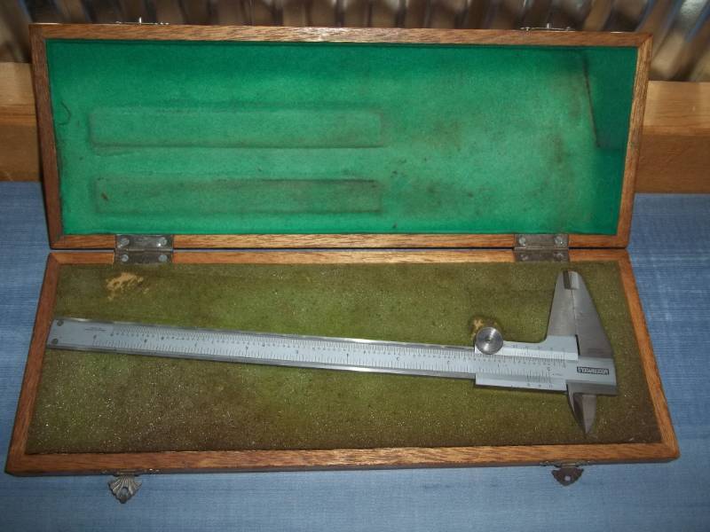 lot 108 image: Dial Caliper