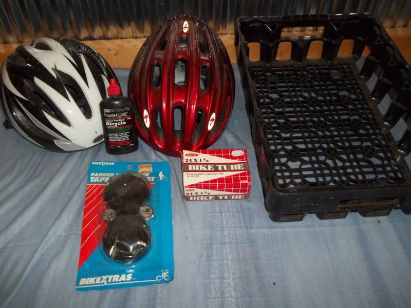 lot 126 image: Bike Accessories
