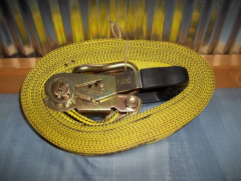 lot 132 image: Racheting Strap