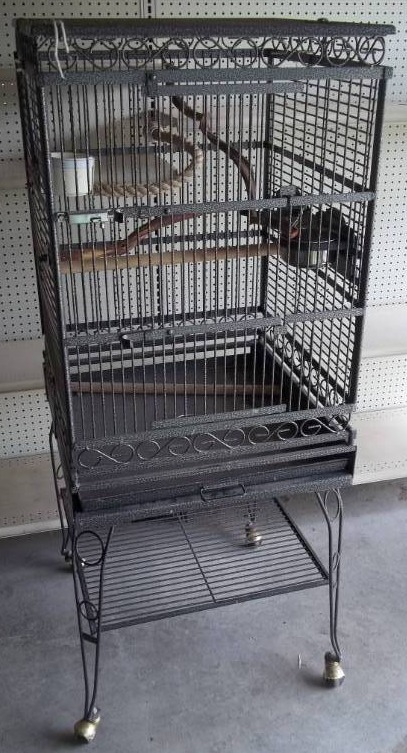 lot 184 image: Bird Cage