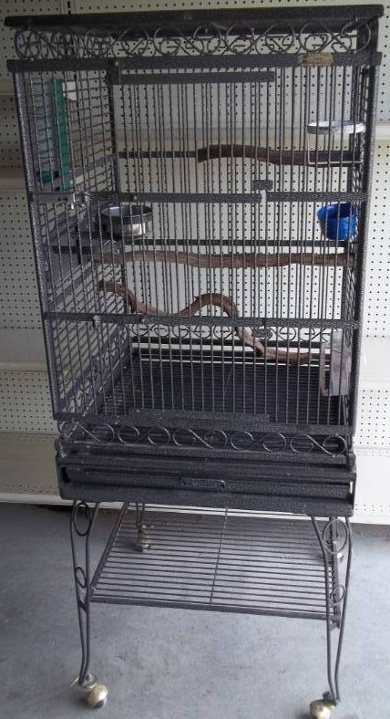 lot 185 image: Bird Cage