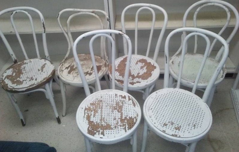 lot 205 image: 6 white Bentwood chairs