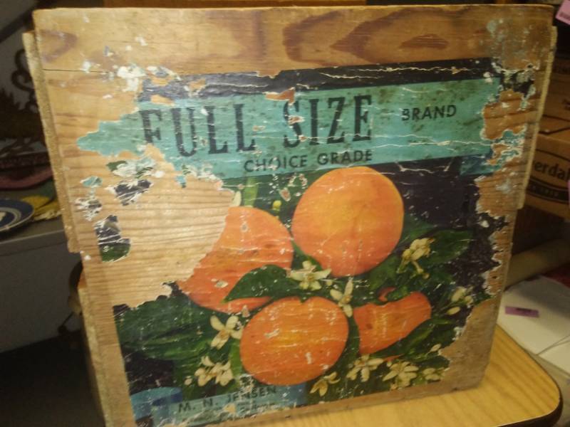 lot 208 image: Orange crate double size.