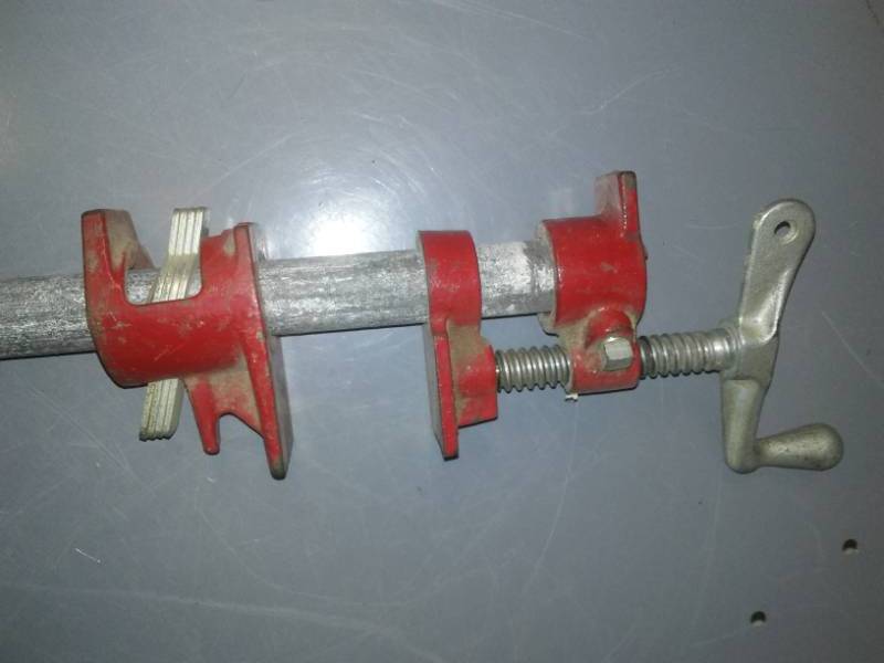 lot 215 image: Woodworking clamp