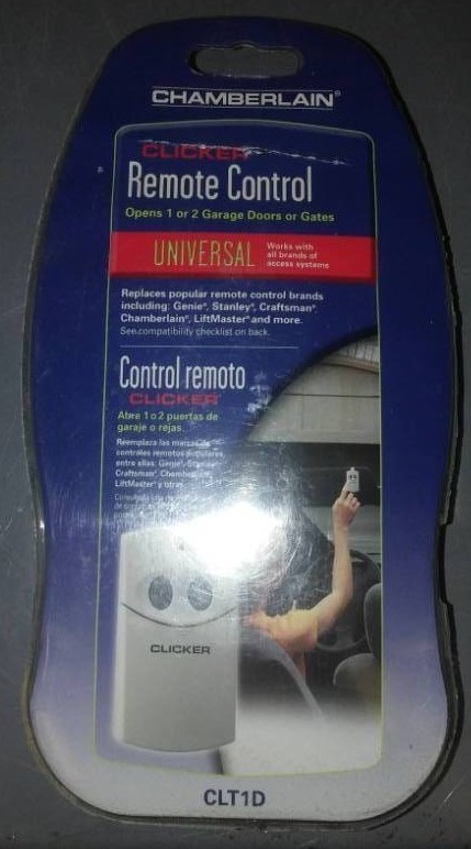 lot 321 image: New Chamberlain garage door opener - Universal.