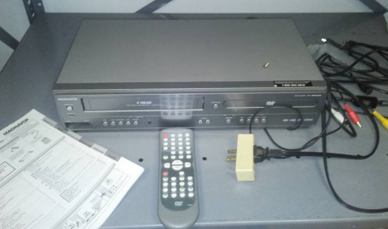 lot 333 image: DVD CD player and VHS player recorder.