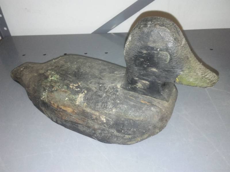 lot 357 image: Antique Duck Decoy  standard size