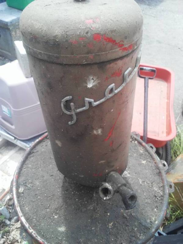 lot 372 image: Graco Air Grease Pump and Barrel.