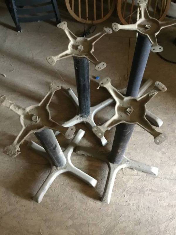 lot 31 image: 4 table metal bases