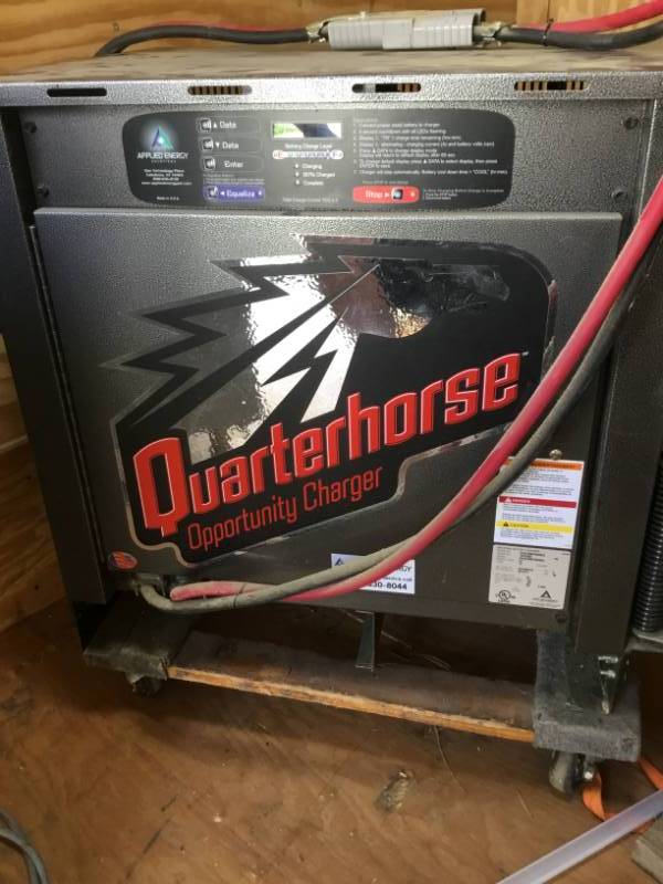 lot 2 image: Quarterhorse Opportunity charger Forklift Battery charger.