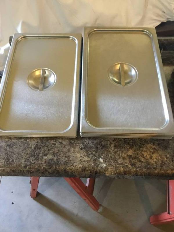lot 182 image: Lot of 5 stainless steel lids full size. New