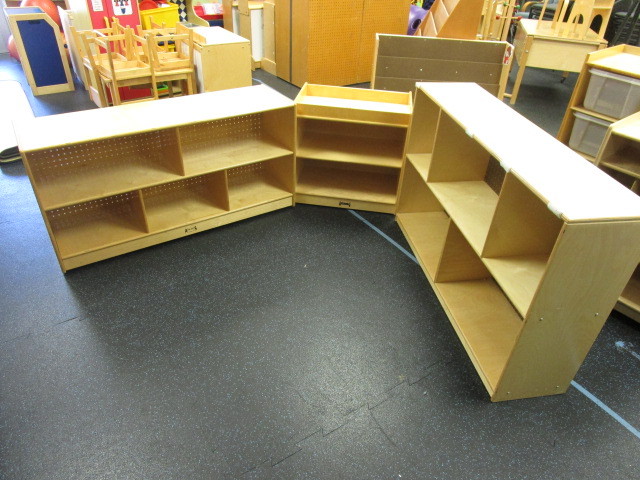 lot 157 image: STORAGE CUBBIES