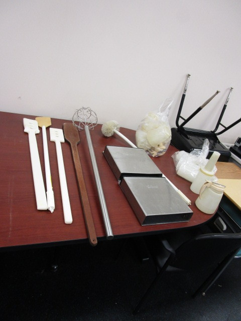 lot 177 image: COMMERCIAL KITCHEN ACCESSORIES