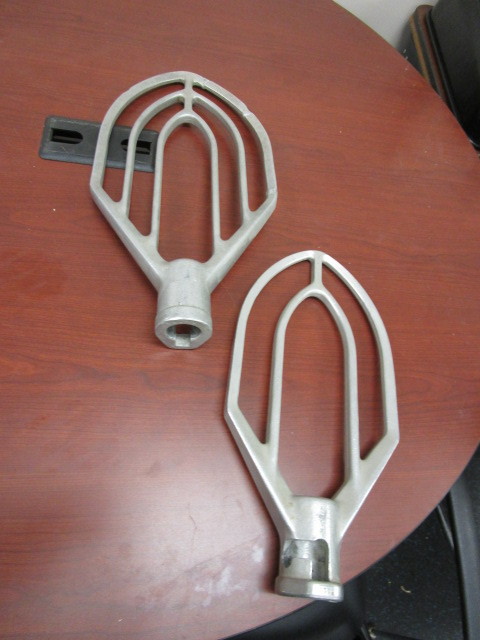 lot 178 image: MIXER PADDLES