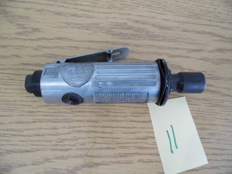 lot 11 image: Central Pneuamtic