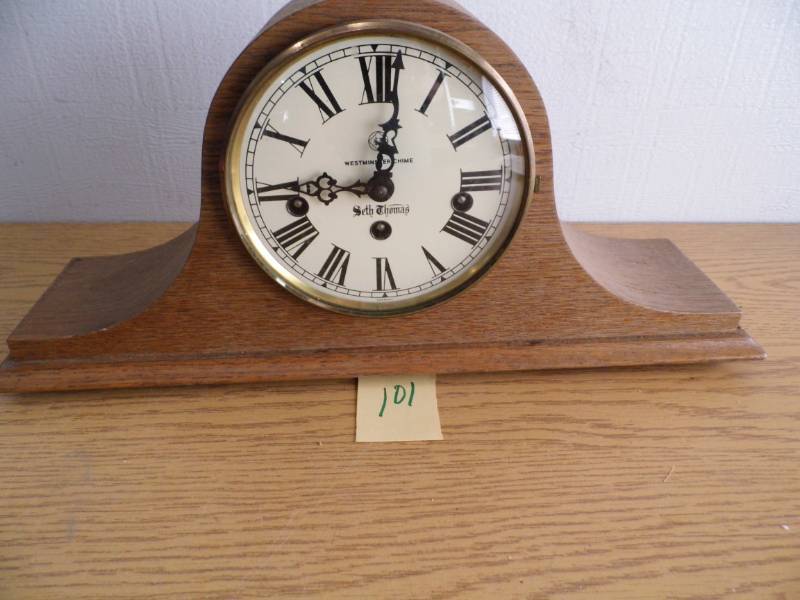 lot 101 image: Seth Thomas Mantle Clock