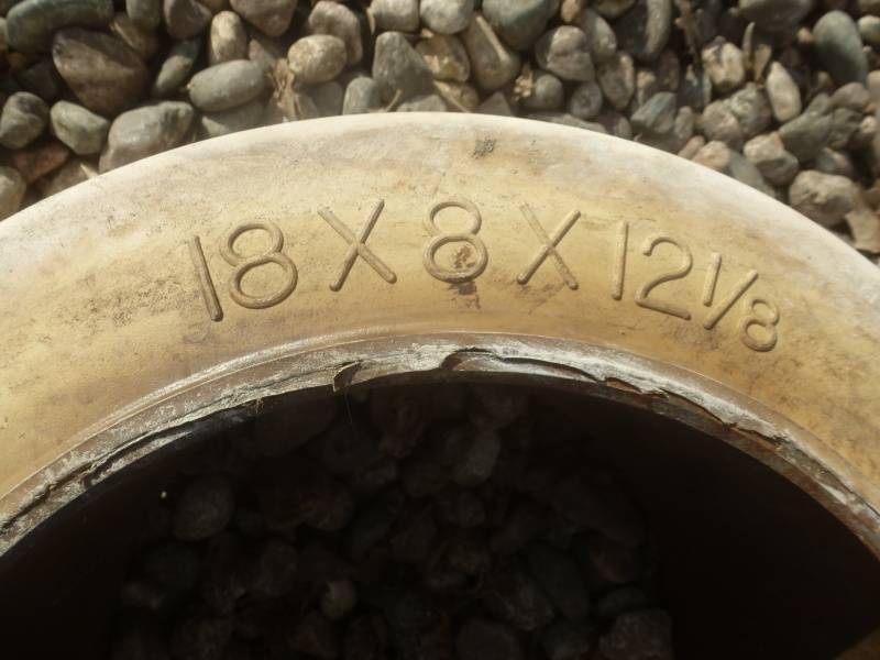 Forklift Solid Tire