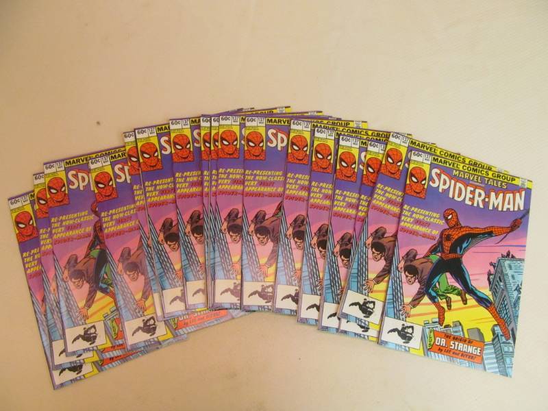 lot 16 image: Marvel Spiderman Comic Books