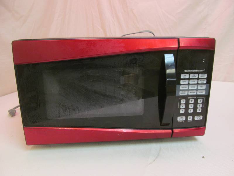 lot 89 image: Hamilton Beach microwave