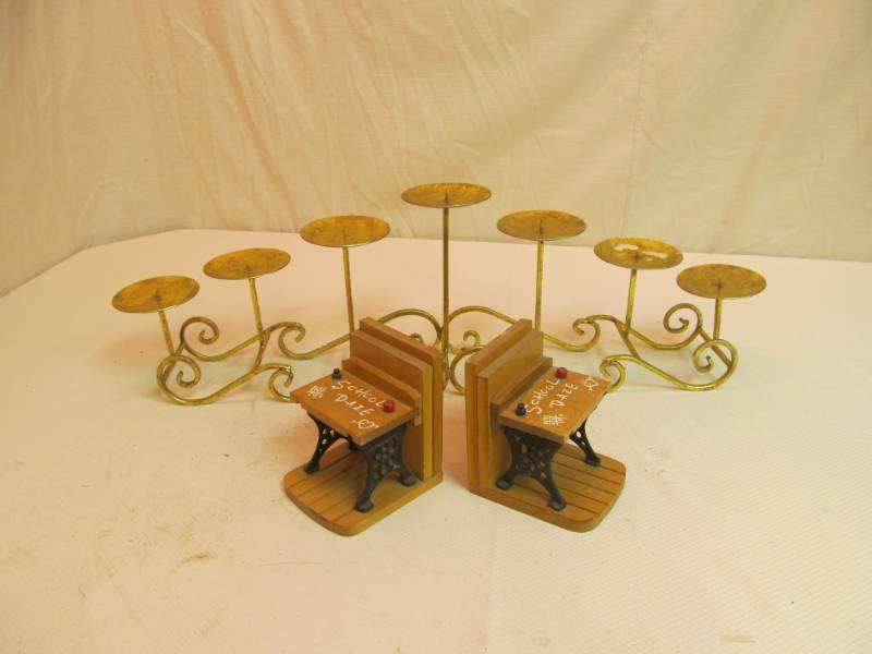 lot 154 image: Cande Aubra, Books Ends