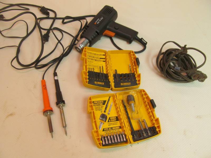 lot 166 image: DeWalt Drillbits, Black & Decker Heat N Strip, Wood Burning Tools