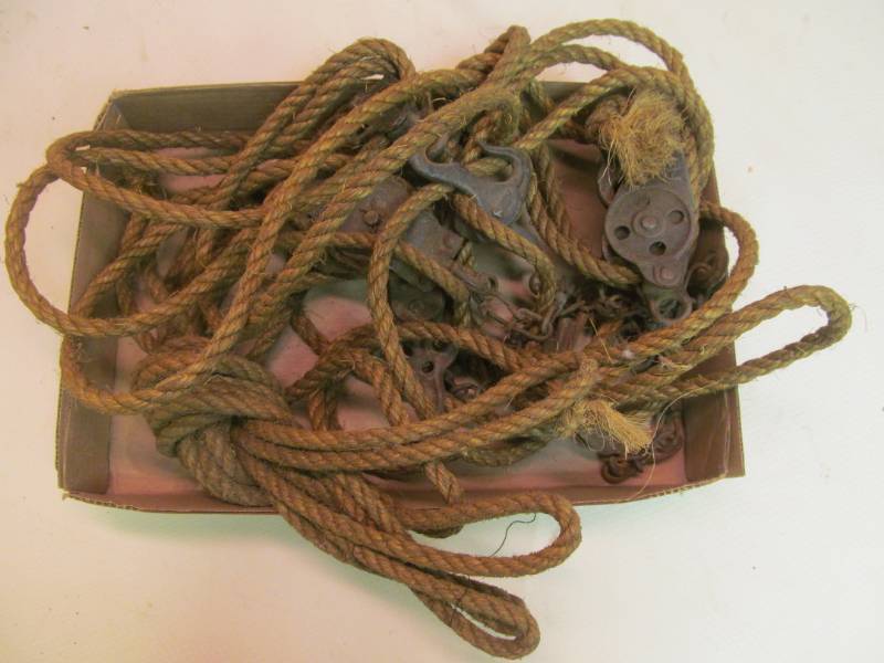 lot 170 image: Antique Block an Tackle