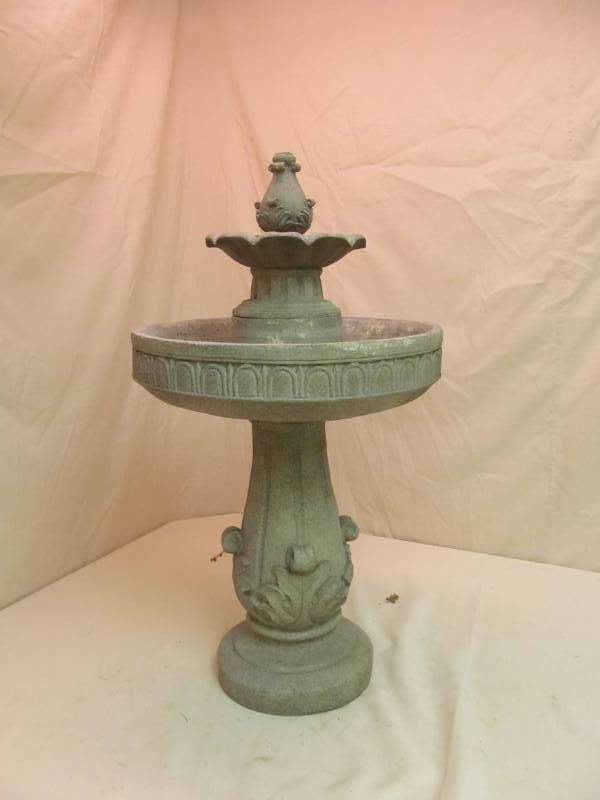 lot 215 image: Garden Water Fountain Bird Bath