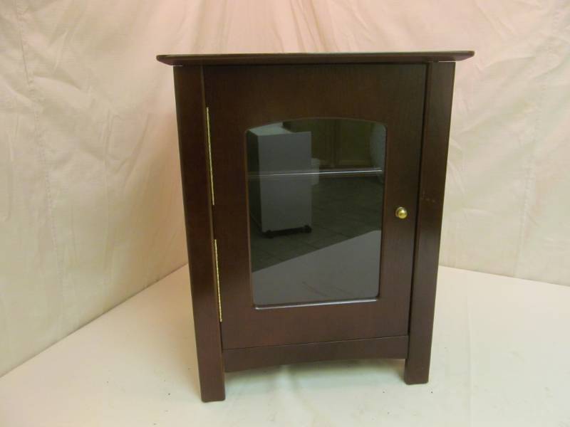 lot 248 image: Wooden NightstandEnd table