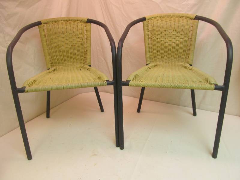 lot 249 image: Patio Chairs