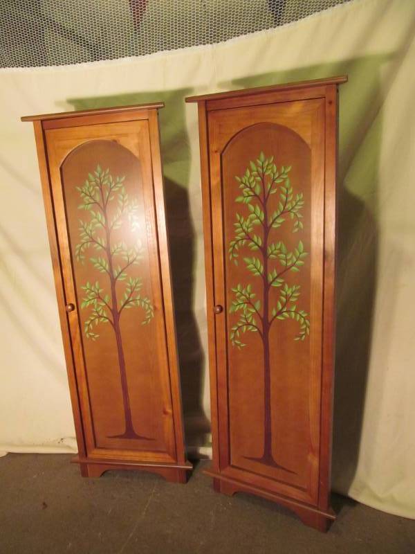 lot 260 image: Pair of Corner Cabinets