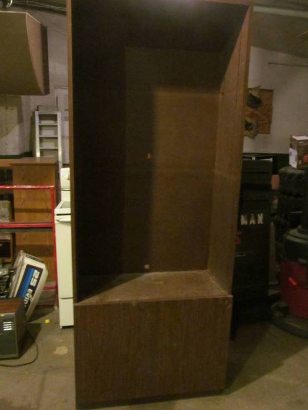 lot 277 image: shelf