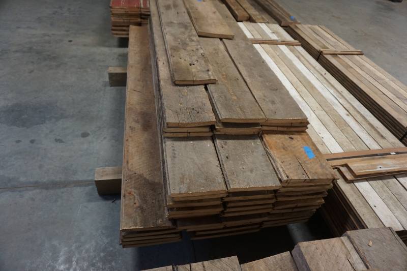 lot 7 image: Mixed Width Reclaimed Hardwood FlooringPlanks