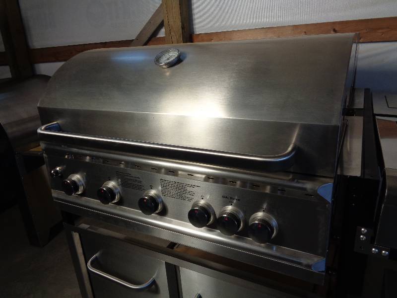 lot 4 image: New 4 Piece Drop In  Built In Grill Setup