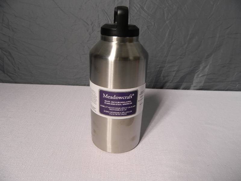 lot 23 image: New Meadowcraft 64 Oz Stainless Steel Vacuum Insulated Growler
