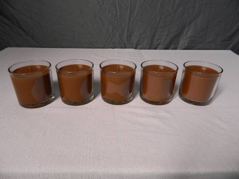 lot 36 image: 5 New Langley Empire Mahoghany Woods Candles