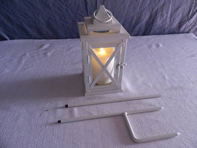 lot 105 image: Luminara Flameless Candle with Lantern