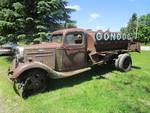 1937 Chevrolet Dually with 600 Gallon Tank