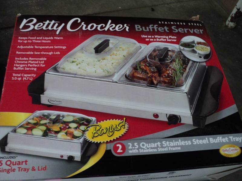 lot 2 image: Betty Crocker Buffet Server- stainl...