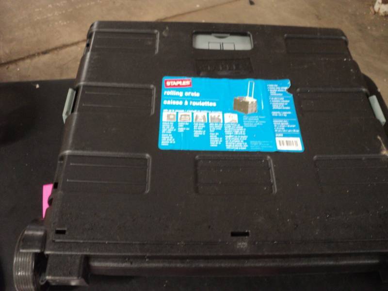 lot 3 image: Staples Rolling Cart...
